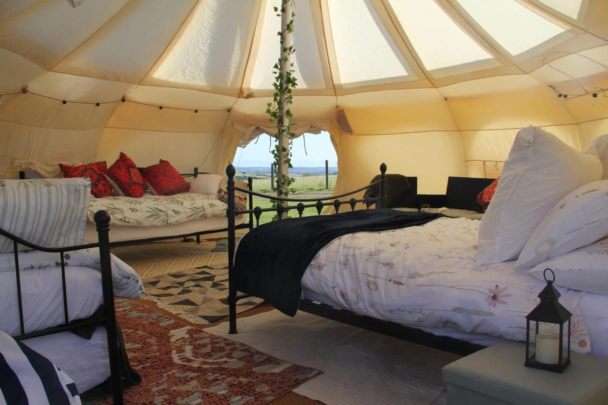 Tal-Y-Fan Farm 6M Stargazer Tent Bridgend  Esterno foto